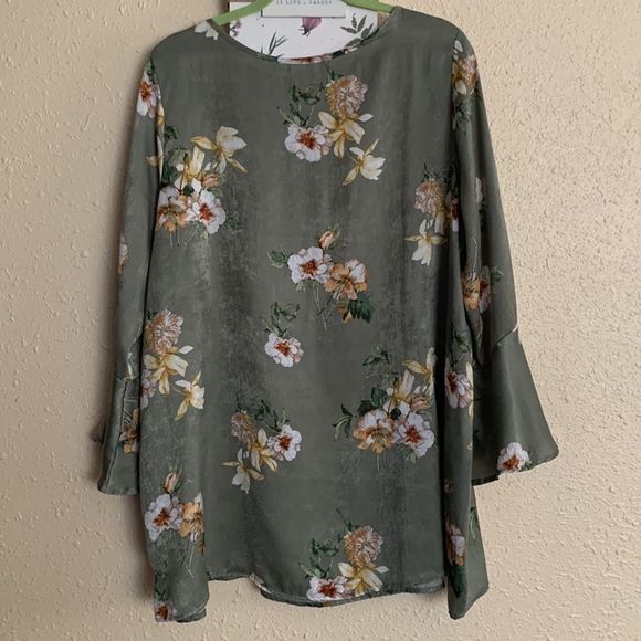 5 for 35$ Miola adorable print tunic - Picture 8 of 10